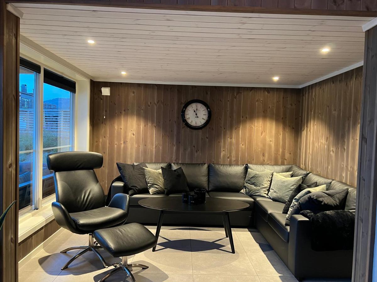 Hytte Naer Vannet, Jacuzzi Og Sauna Vradal Exterior photo