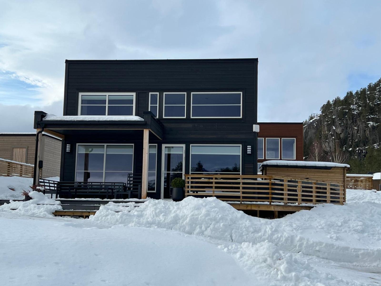 Hytte Naer Vannet, Jacuzzi Og Sauna Vradal Exterior photo